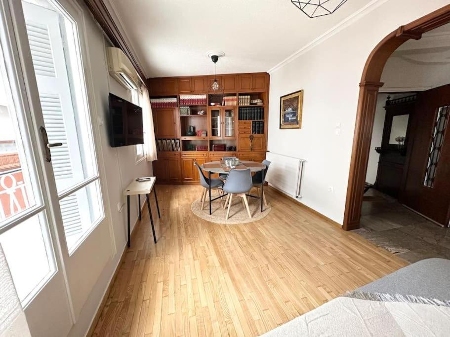Central House In Plaka Athens Luaran gambar